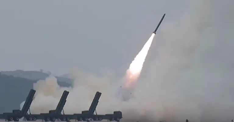 কোরিয়ার ক্ষেপণাস্ত্র পরীক্ষা